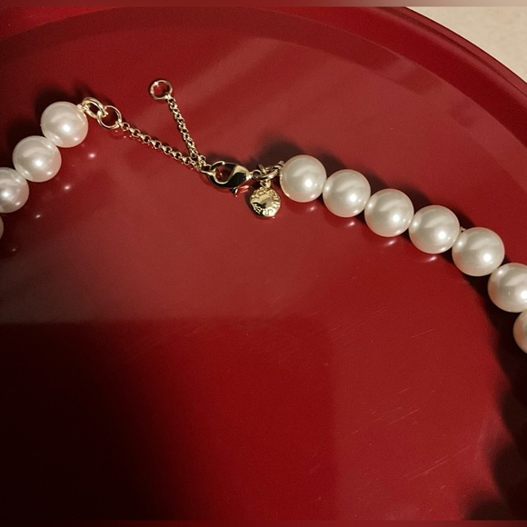 New! J.Crew Faux Pearl Necklace Pearls String of Pearls - Picture 3 of 5